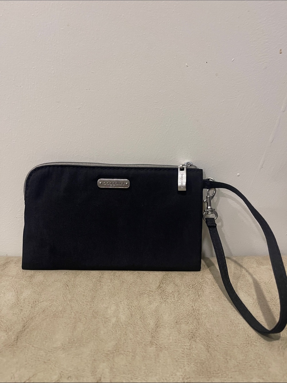 Baggallini Black Nylon Wristlet with Silver Accent